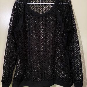 Maurice’s geometric lightweight knit over shirt